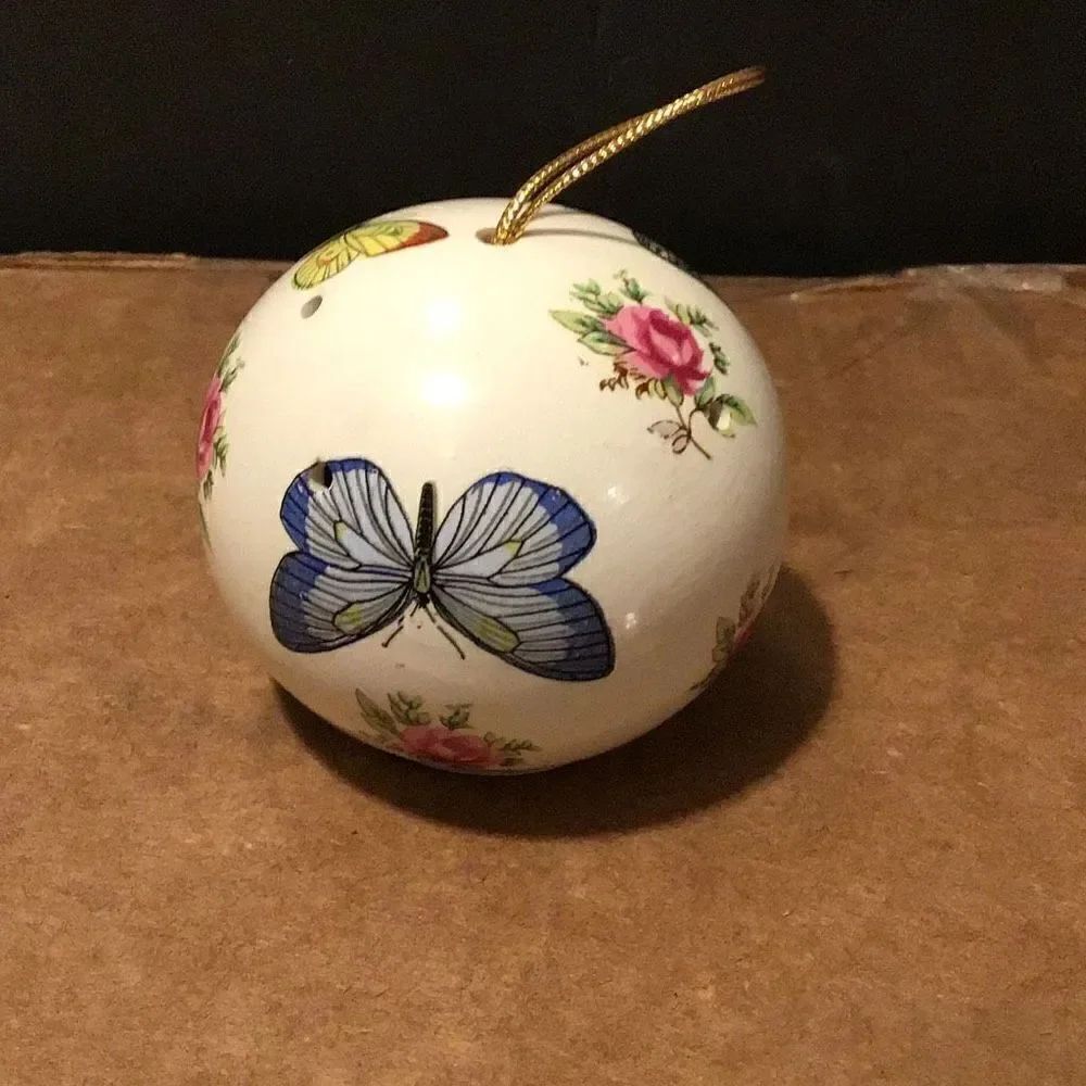 Vintage potpourri ceramic butterfly ornament by Andre Richard
